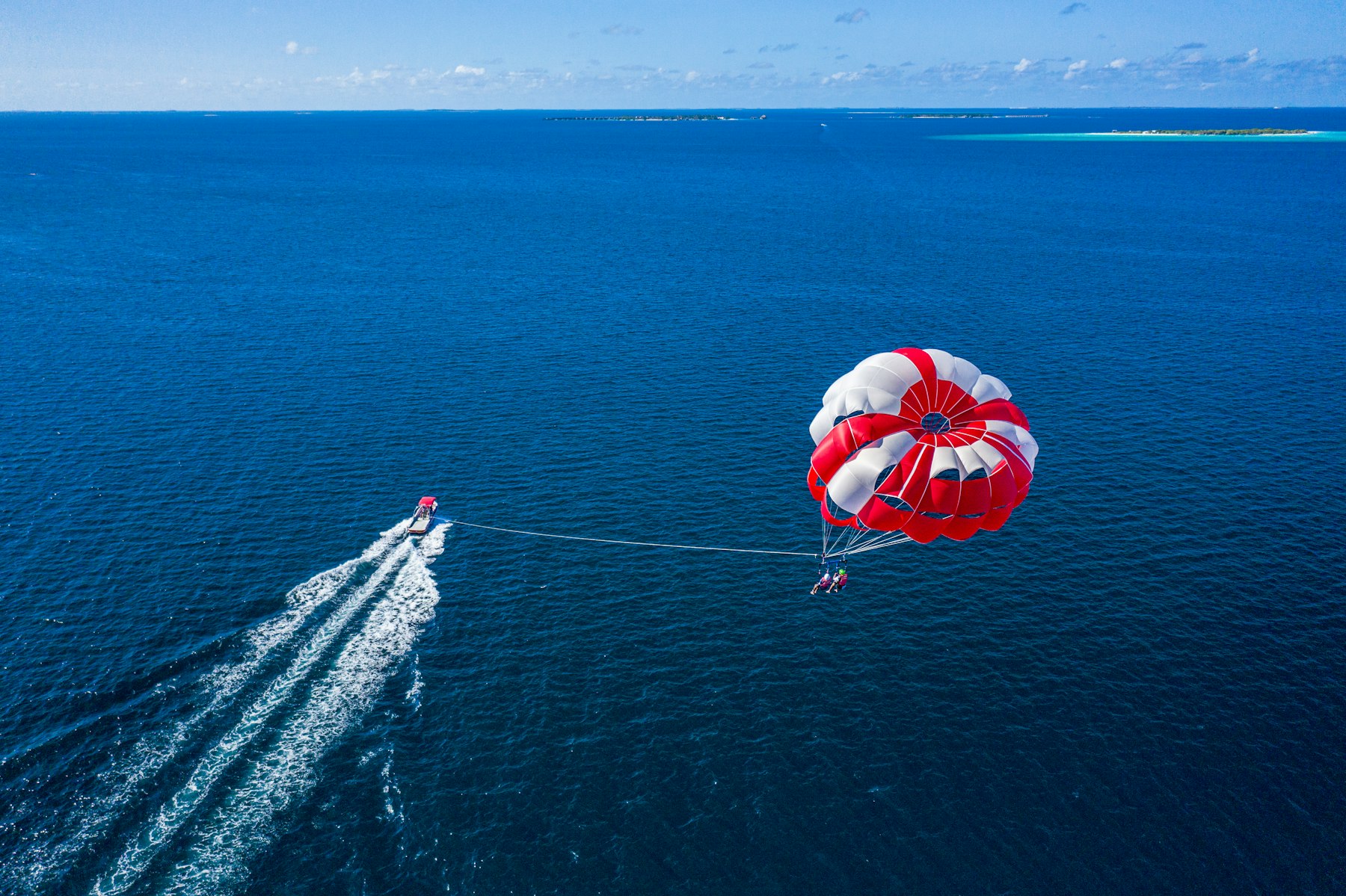 Parasailing en Playa Santa Maria, Isla de Sal
